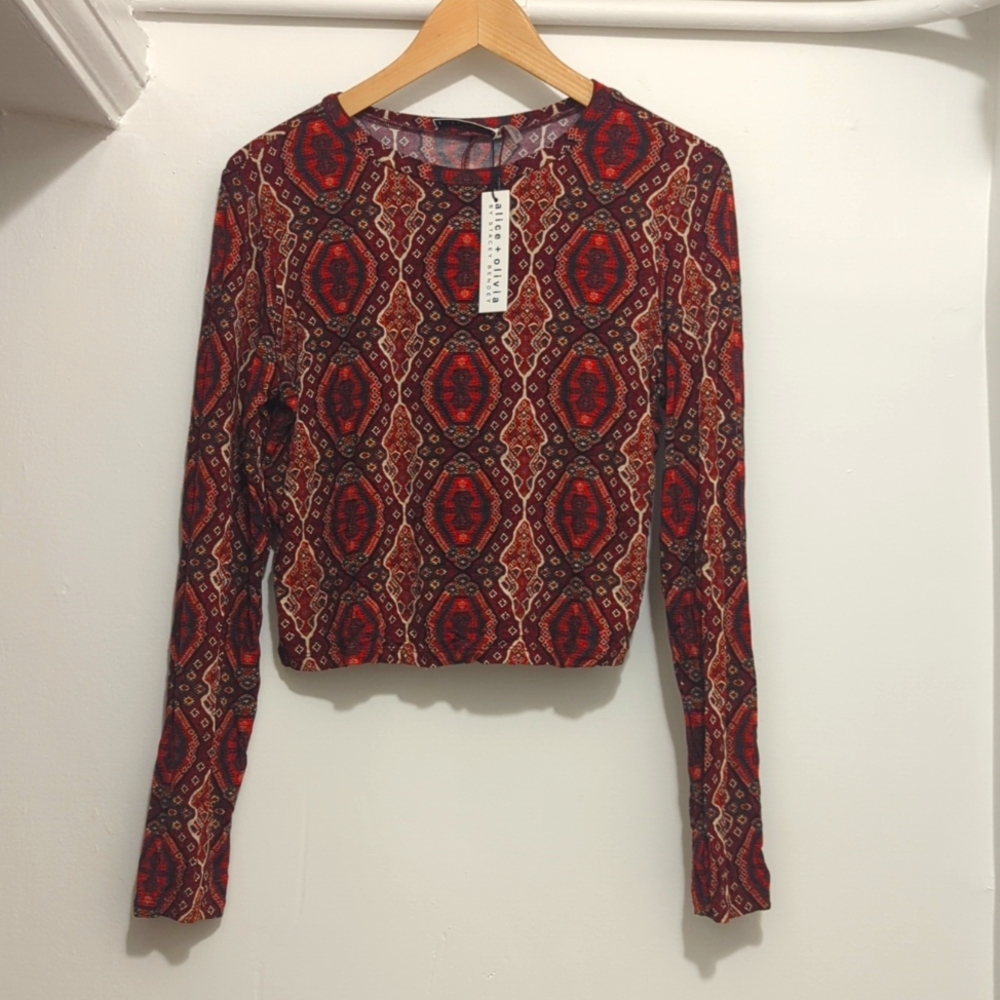 NWT Alice + Olivia L/S crop top